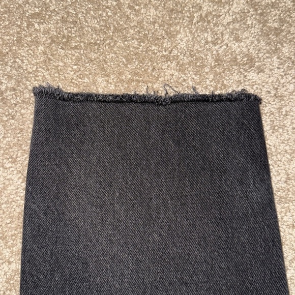 MANGO Blanca Straight Crop Raw Edge Hem Black Jeans - size 4. B4 - Picture 4 of 5